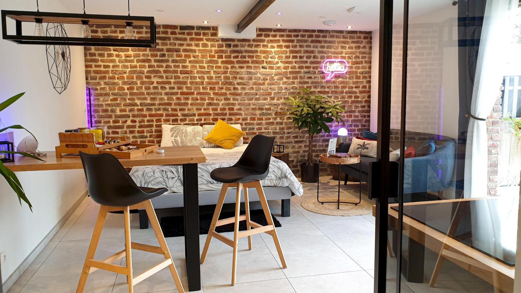 Gary Suite - Studio Cosy, Spa Et Jardin Privatif A 4 Min De Cambrai Awoingt Buitenkant foto
