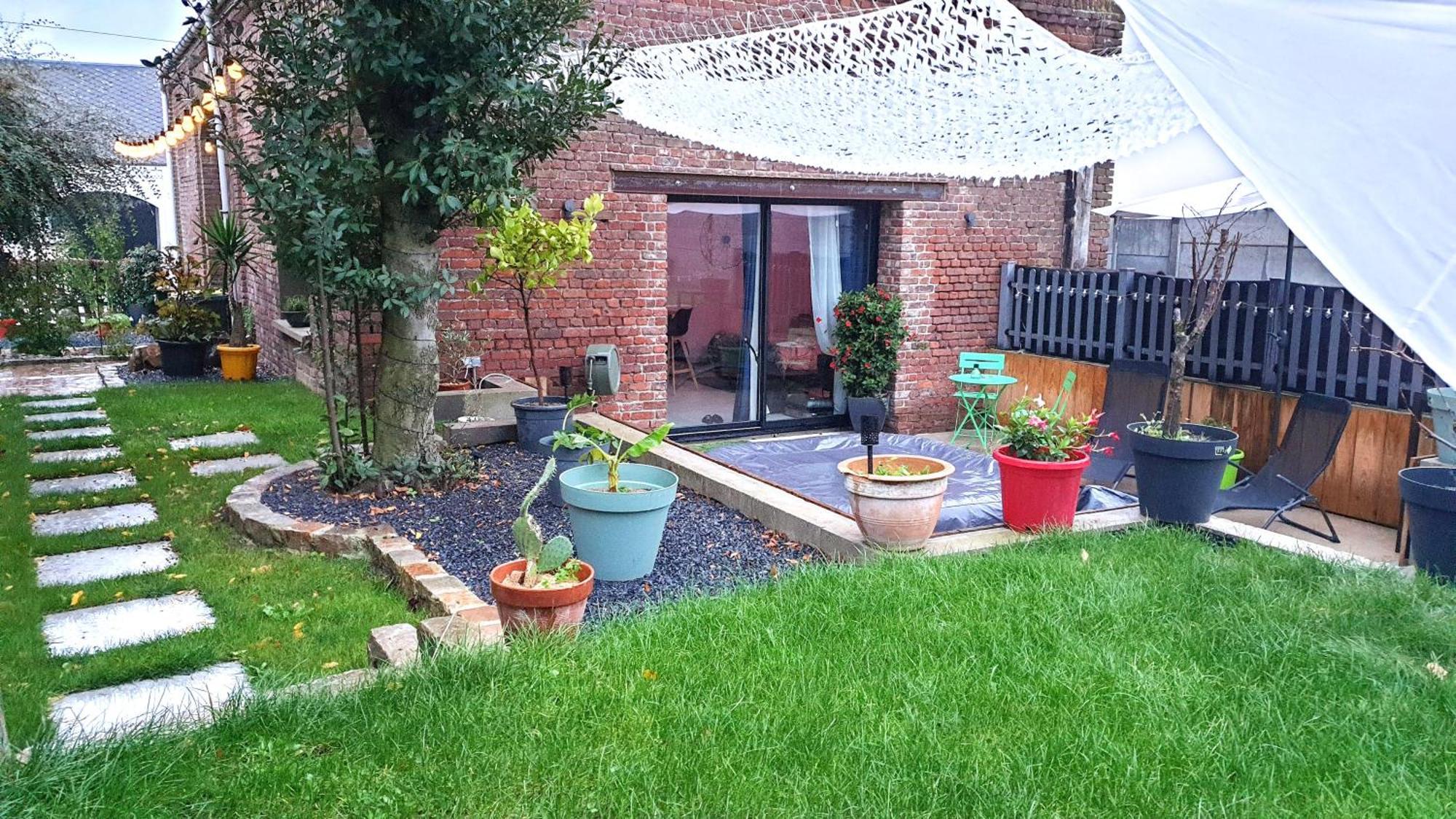 Gary Suite - Studio Cosy, Spa Et Jardin Privatif A 4 Min De Cambrai Awoingt Buitenkant foto